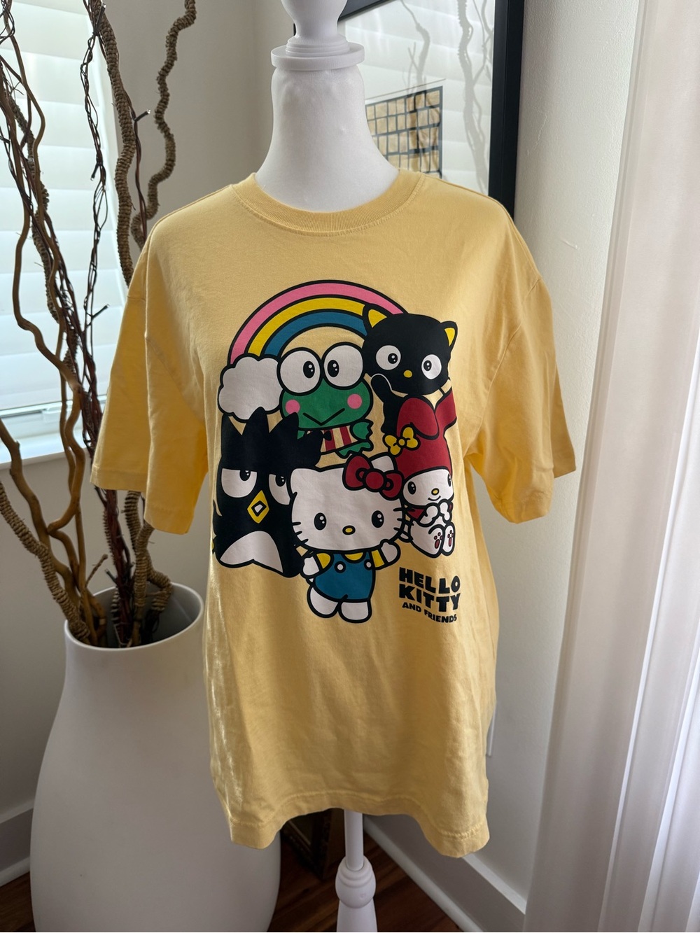 H&M Hello Kitty & Friends Yellow Oversized Tee S Sanrio